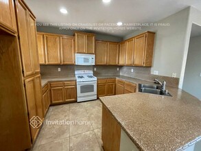 573 Davenport Way in Lincoln, CA - Building Photo - Building Photo