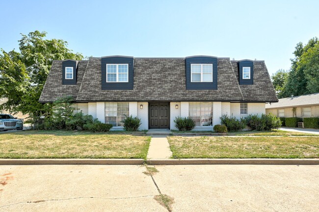 property at 1309 Crown Point Ave