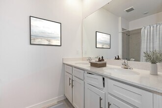 1472 Tristar Dr in Plant City, FL - Building Photo - Building Photo