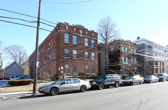 Sigourney Square in Hartford, CT - Foto de edificio - Building Photo