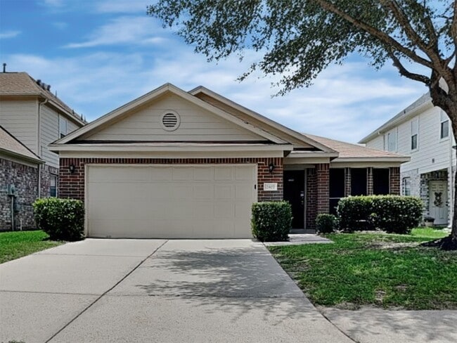 property at 2407 Aspen Dale Dr