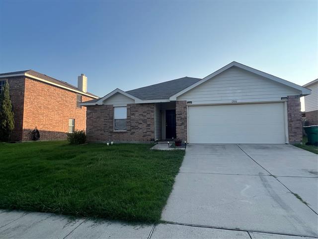 12016 Shine Ave in Rhome, TX - Building Photo
