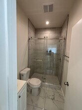 314 N Market St, Unit 5 in Inglewood, CA - Foto de edificio - Building Photo