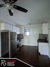 1048 W Lill Ave, Unit #1056-3 in Chicago, IL - Foto de edificio - Building Photo