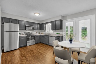 523 Williamsburg Dr in Nashville, TN - Building Photo - Building Photo