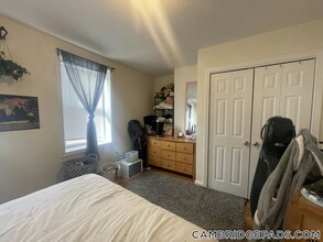 1056 Cambridge St in Cambridge, MA - Foto de edificio - Building Photo