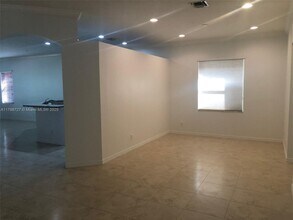 4274 Seneca Ave in Weston, FL - Building Photo - Building Photo