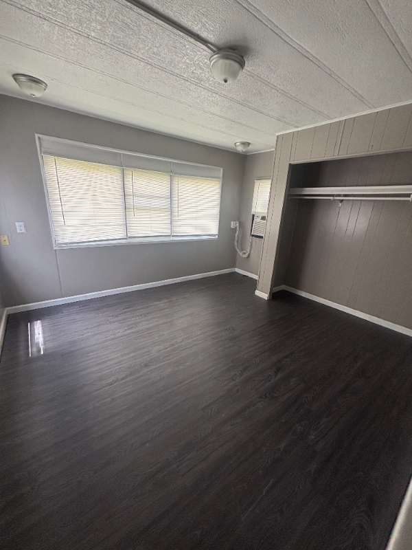 property at 2841 Mark Cir