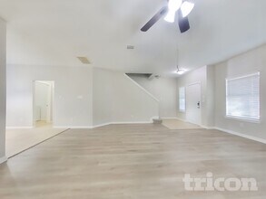 11335 Carla St in Houston, TX - Building Photo - Building Photo