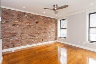 346 E 18th St, Unit 1A in New York, NY - Building Photo