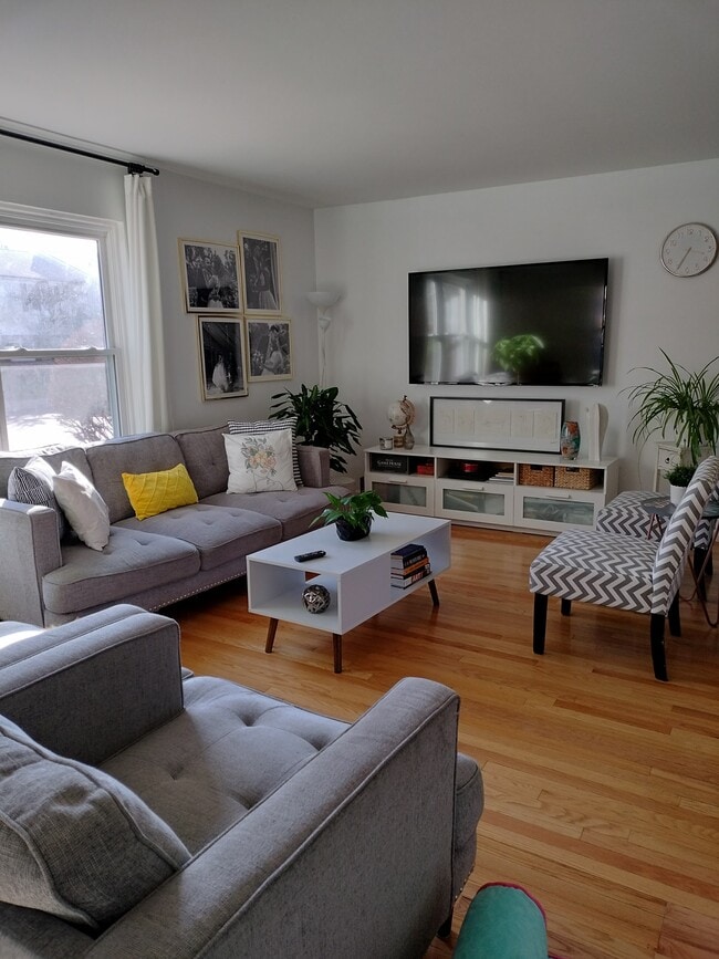 3486 Burbank Dr in Ann Arbor, MI - Building Photo - Building Photo