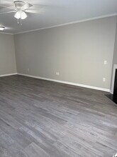 140 Oak Towne Dr in Greenville, NC - Foto de edificio - Building Photo