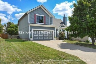 15375 S Constance St in Olathe, KS - Building Photo