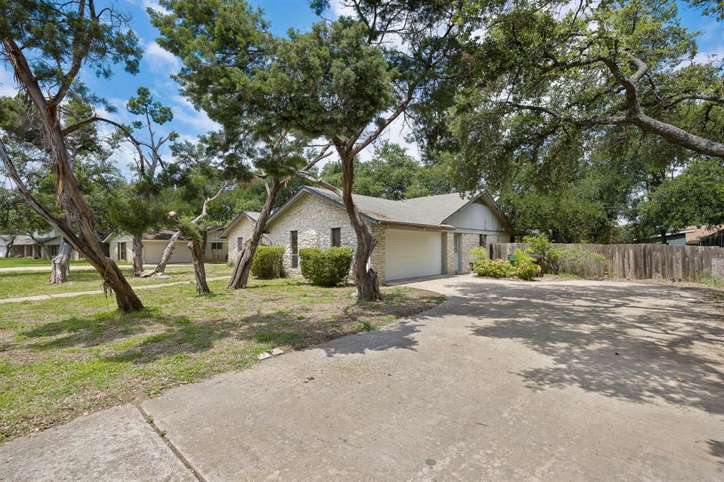 904 Lime Rock Dr in Round Rock, TX - Foto de edificio