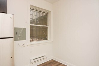 2936 W Palmer St, Unit 201 in Chicago, IL - Foto de edificio - Building Photo