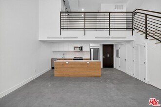 2412 Eads St in Los Angeles, CA - Building Photo - Building Photo