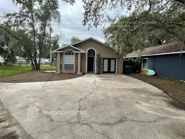 property at 472 Winding Oak Ln