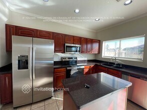 8231 W Carol Ave in Peoria, AZ - Building Photo - Building Photo
