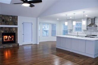 1157 Mountain Springs Dr in Kennesaw, GA - Building Photo - Building Photo