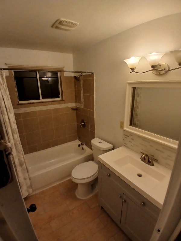 5244 N Kenosha Ave in Tulsa, OK - Foto de edificio - Building Photo