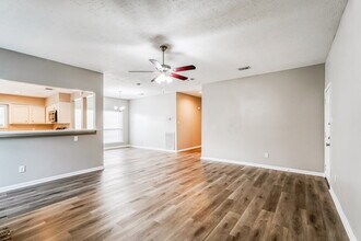 8506 Deer Meadow Dr in Houston, TX - Building Photo - Building Photo