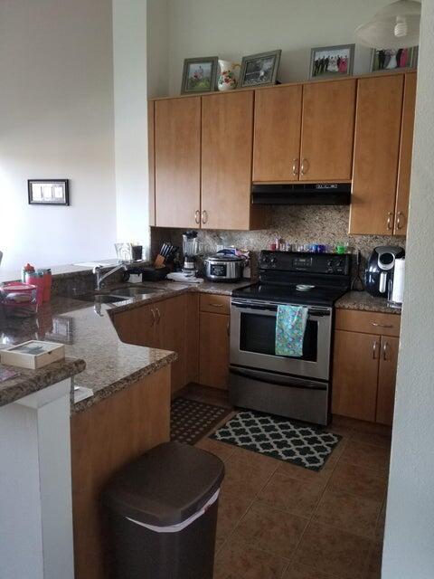 4887 Via Palm Lakes in West Palm Beach, FL - Building Photo