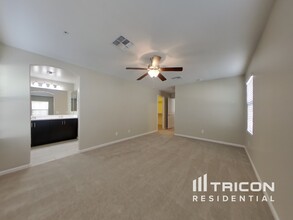 12568 W Lindbergh Dr in Peoria, AZ - Building Photo - Building Photo