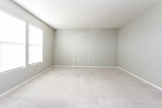 7926 Hydrangea Ct in Indianapolis, IN - Building Photo - Building Photo