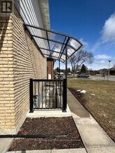 1 Esplanade Rd in Brampton, ON - Building Photo - Building Photo