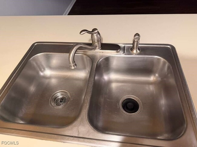 608 Gerald Ave in Lehigh Acres, FL - Building Photo - Building Photo