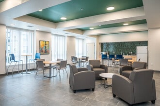 North Creek in Minneapolis, MN - Foto de edificio - Interior Photo