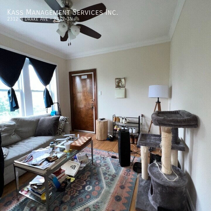 2312 N Drake Ave, Unit 2312-3N in Chicago, IL - Building Photo