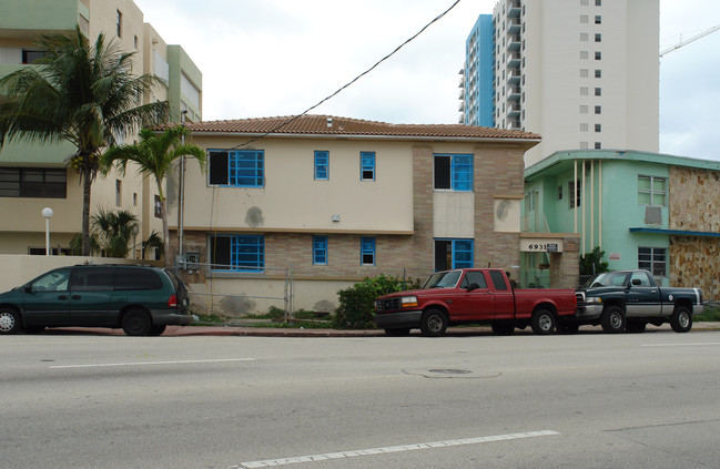 6931 Indian Creek Dr in Miami Beach, FL - Building Photo - Building Photo