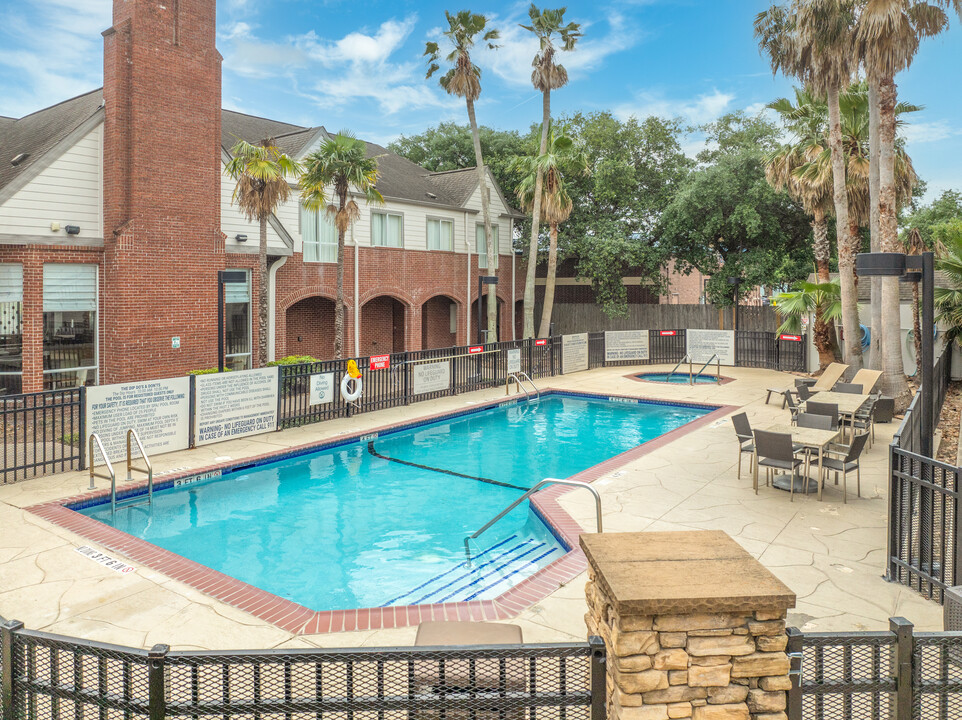 Clear Lake Apartments in Houston, TX - Foto de edificio