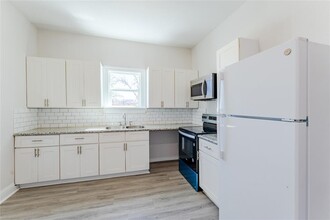 3109 Memel St in Houston, TX - Building Photo - Building Photo