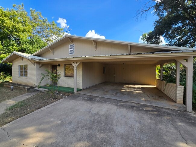 property at 410 E Main St