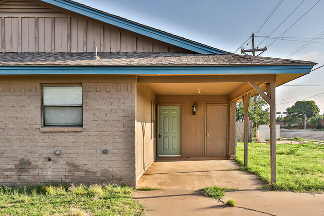 6502 26th St in Lubbock, TX - Building Photo - Building Photo