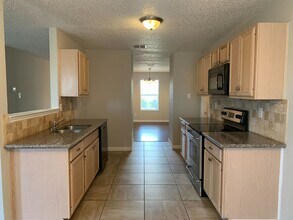 1395 Stewart Dr in Rockwall, TX - Building Photo - Building Photo