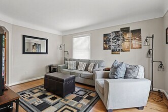 1821 Ardmore Ave in Royal Oak, MI - Building Photo - Building Photo