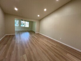 13312 Village 13 in Camarillo, CA - Building Photo