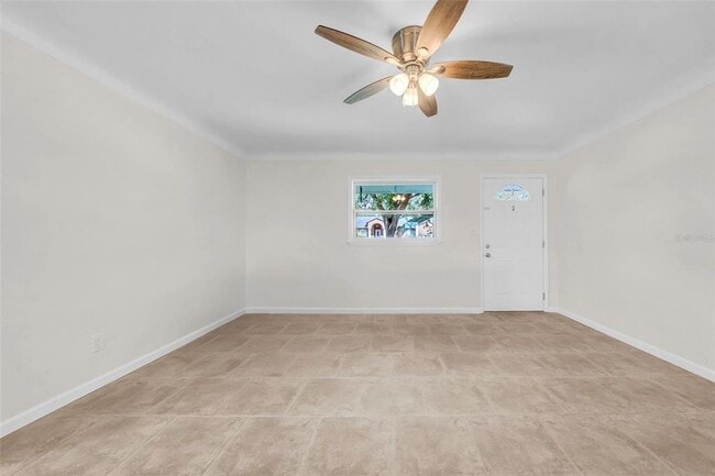 9046 1st St N in St. Petersburg, FL - Building Photo - Building Photo