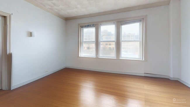 1661 Commonwealth Avenue in Boston, MA - Building Photo - Building Photo