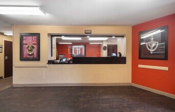Furnished Studio-Oklahoma City - Airport in Oklahoma City, OK - Building Photo - Building Photo