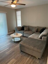 7014 Glenview Dr in Tampa, FL - Building Photo - Building Photo