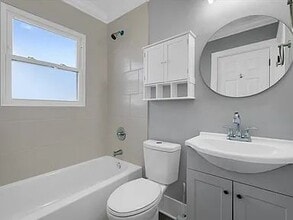 8 Manning St in Greenville, SC - Building Photo - Building Photo