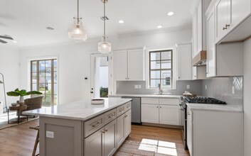 115 Gaunt Ln in Youngsville, LA - Building Photo - Building Photo