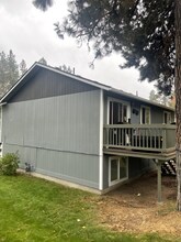 203 S Riverwood Ct in Post Falls, ID - Building Photo - Building Photo