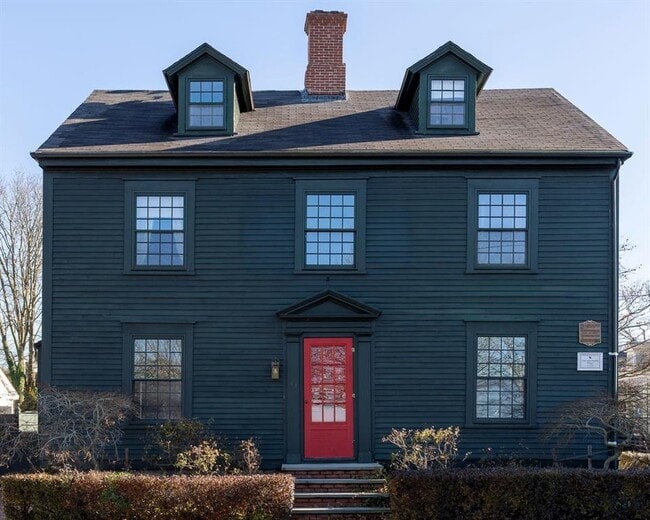 property at 41 Washington St