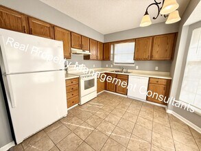 1000 SE 7th Terrace in Lee's Summit, MO - Building Photo - Building Photo