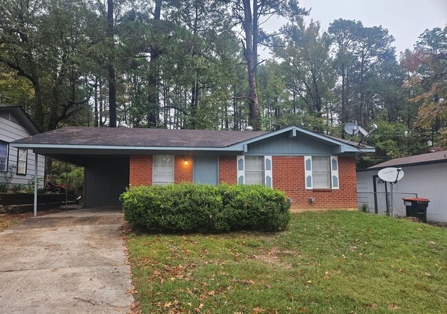 property at 716 Cindy Ln